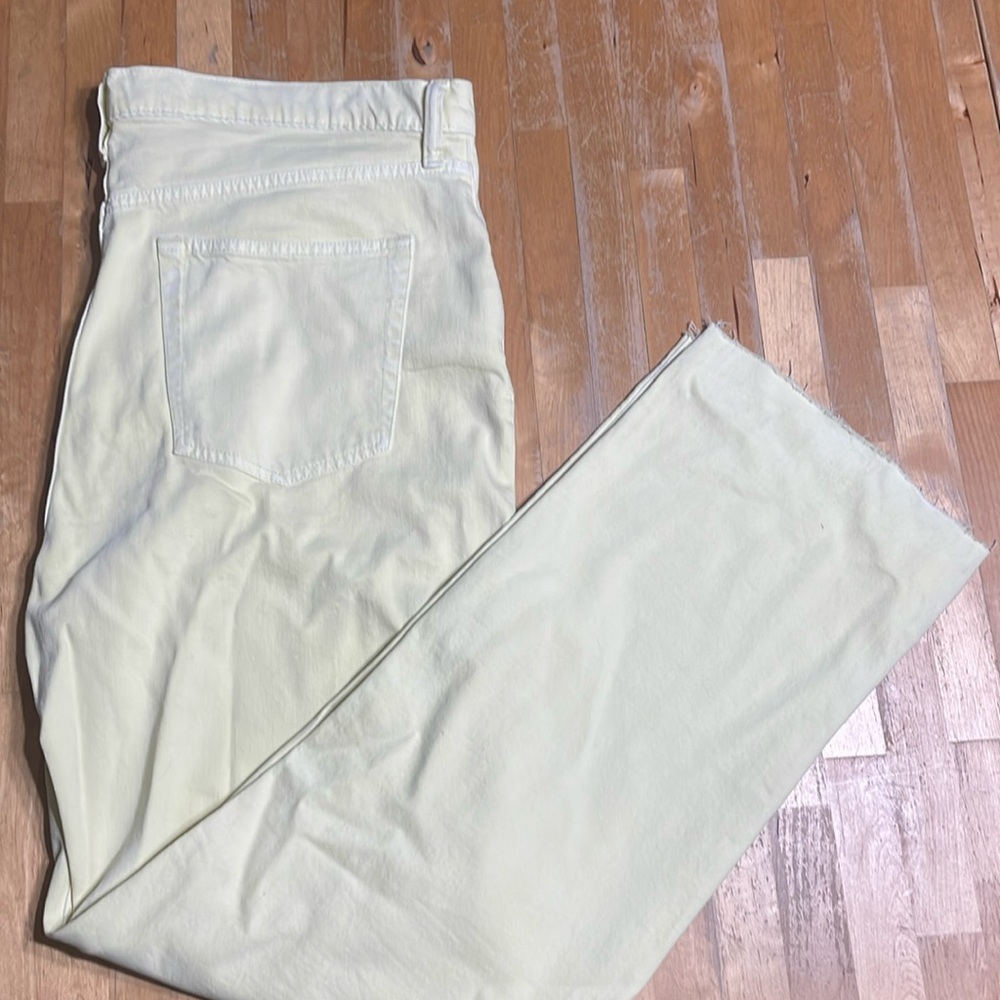 NWT Gap yellow jeans